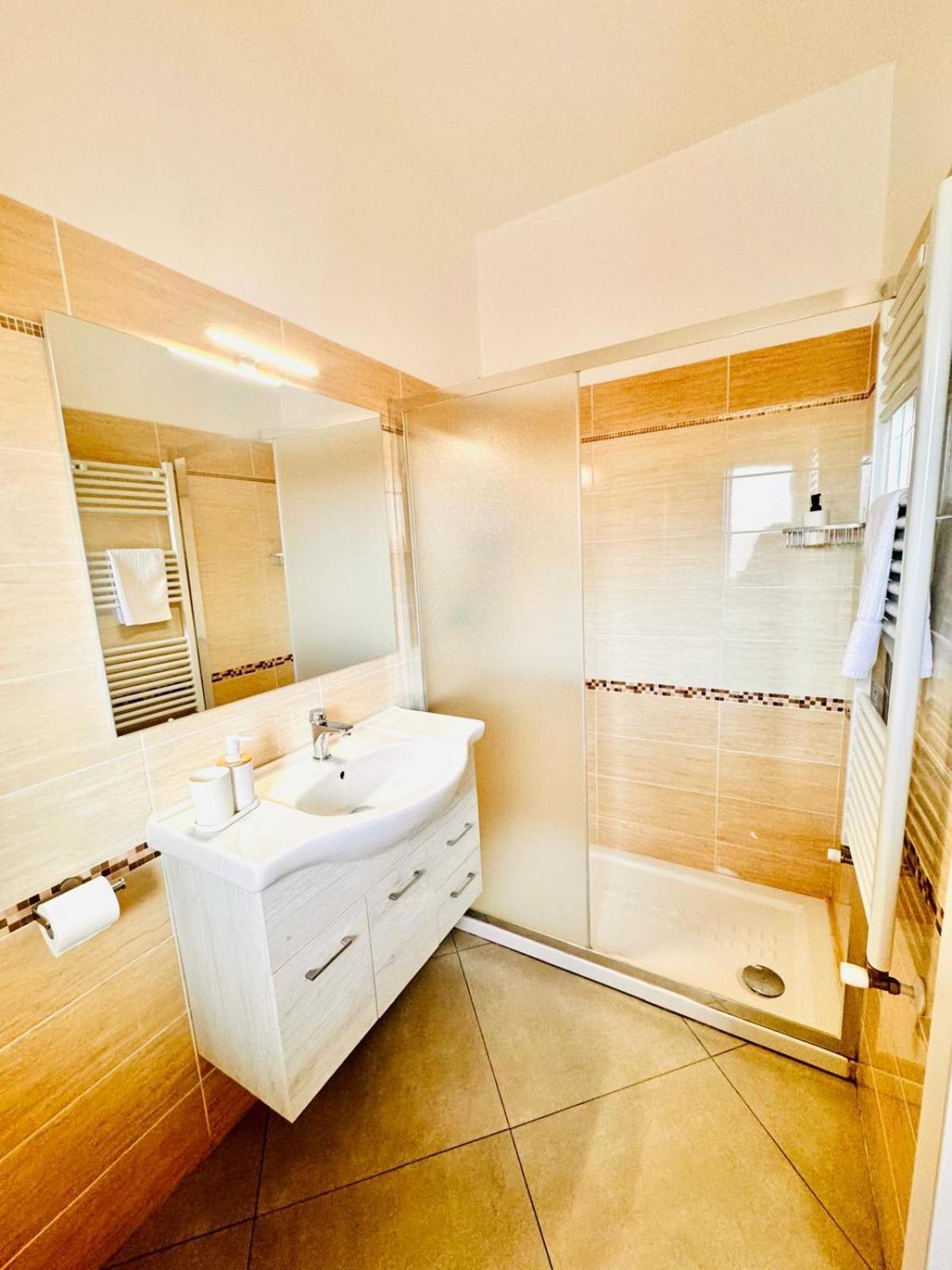 Dodo Holiday In Рим Екстериор снимка